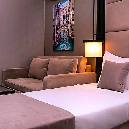 Soho House Апартхотел Пловдив