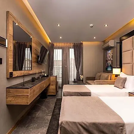 Soho House 3*