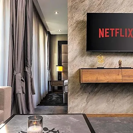 Soho House Апартхотел Пловдив