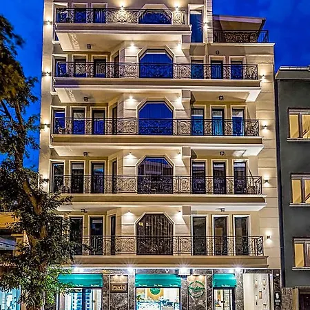 Soho House 3*